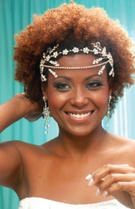 penteados-para-casamento-para-cabelo-curto-e-crespo-6-3107644-1907328-5684082