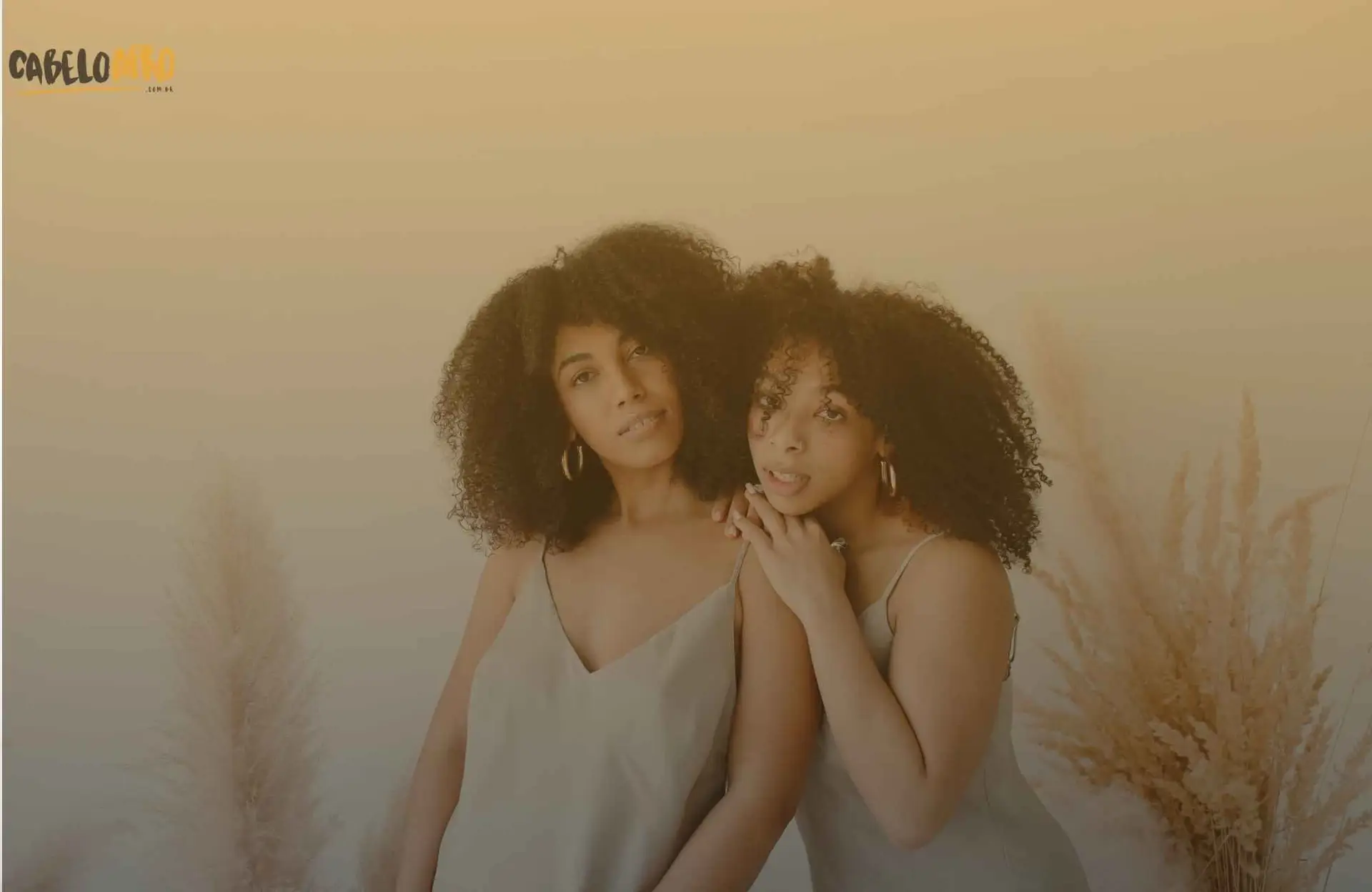 O que ajuda o cabelo crespo crescer?