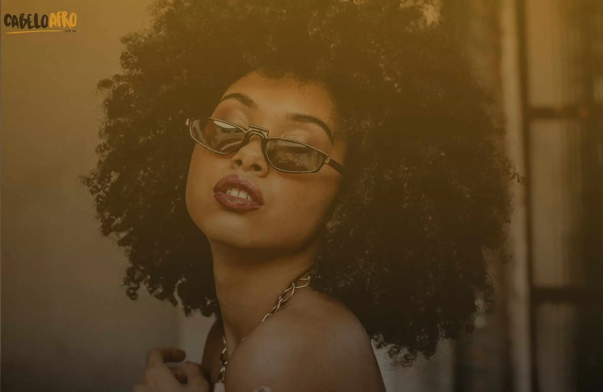 Receitas caseiras para cuidados com cabelo crespo