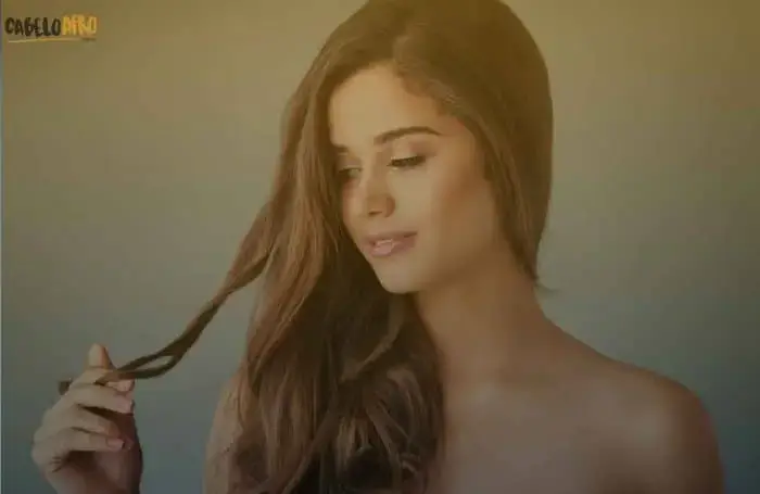 Dicas de alimentação para preservar o cabelo natural