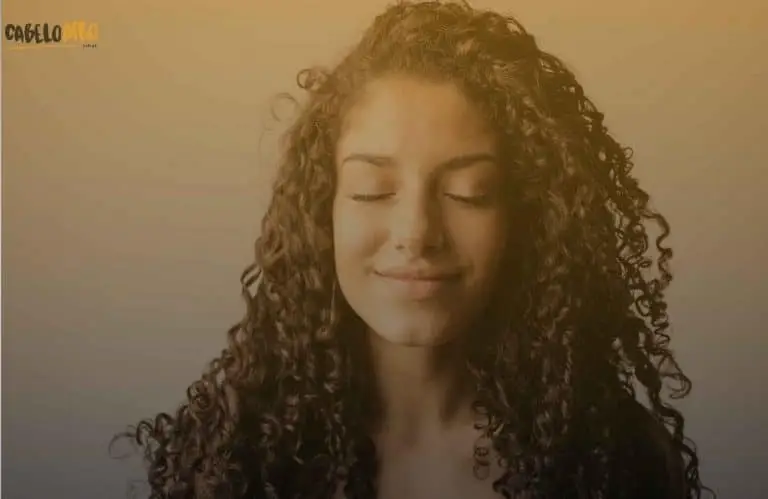Dicas para crescimento de cabelo cacheado