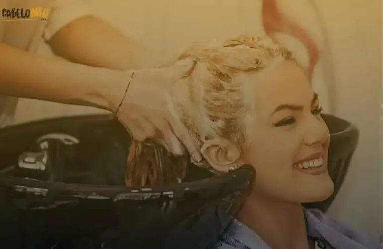 Melhores tratamentos naturais para o Frizz capilar