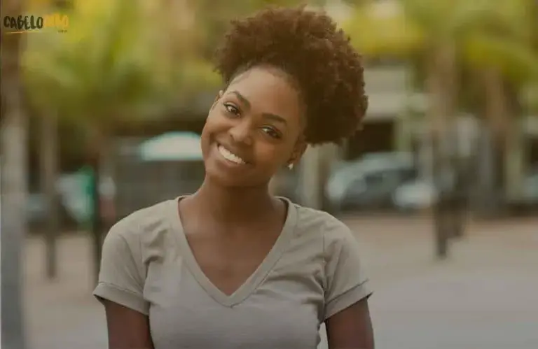 Penteado Afro Puff: O que é, como fazer e cuidados necessários