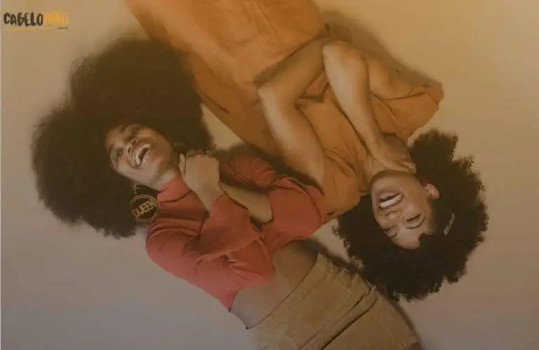 Qual é a diferença entre cabelo crespo e cabelo afro