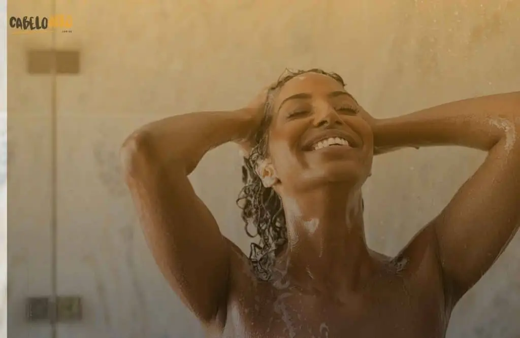 Quais são os cuidados especiais que devem ser tomados com o cabelo crespo?